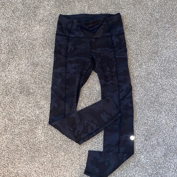 Lululemon Fast and Free leggings - Picture 1 of 3